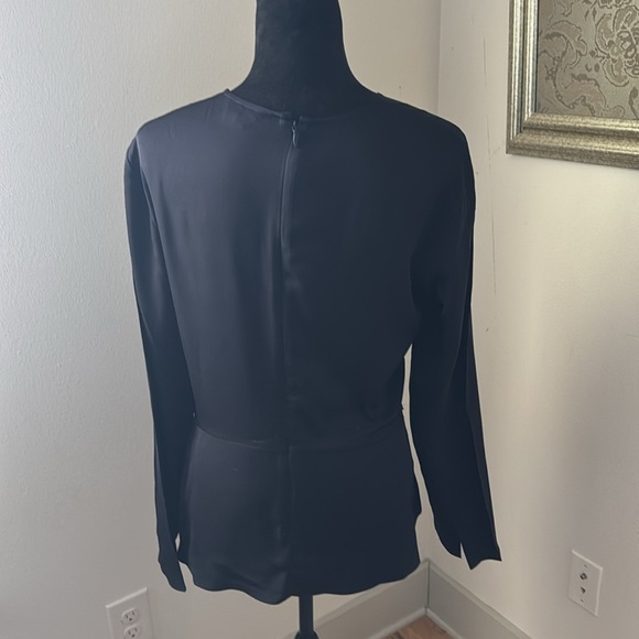 Theory ‘MALYDIE' 100% Silk Georgette Peplum Top / blouse 
Elegant Black Sz M - Picture 4 of 12